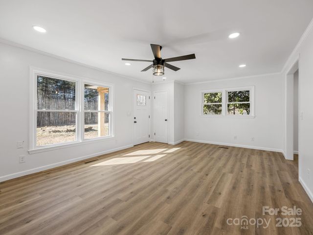 815 Peniel Road, Columbus, NC 28722