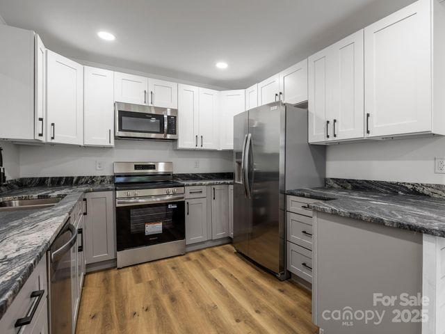 815 Peniel Road, Columbus, NC 28722