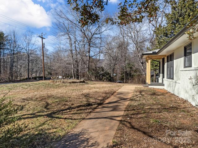 815 Peniel Road, Columbus, NC 28722