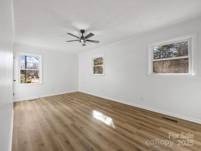 815 Peniel Road, Columbus, NC 28722