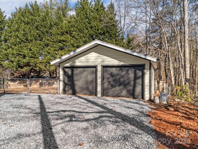 815 Peniel Road, Columbus, NC 28722