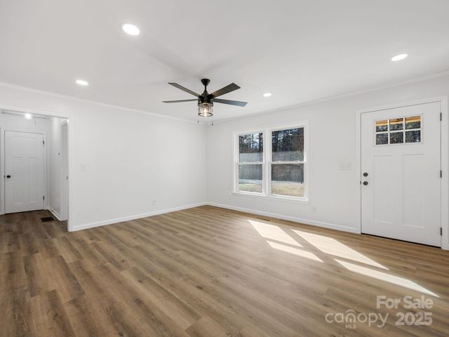 815 Peniel Road, Columbus, NC 28722