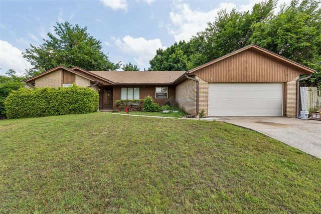9712 Willow Wind Drive, Midwest City, OK 73130