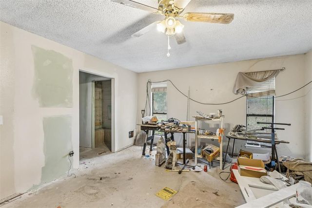 9712 Willow Wind Drive, Midwest City, OK 73130