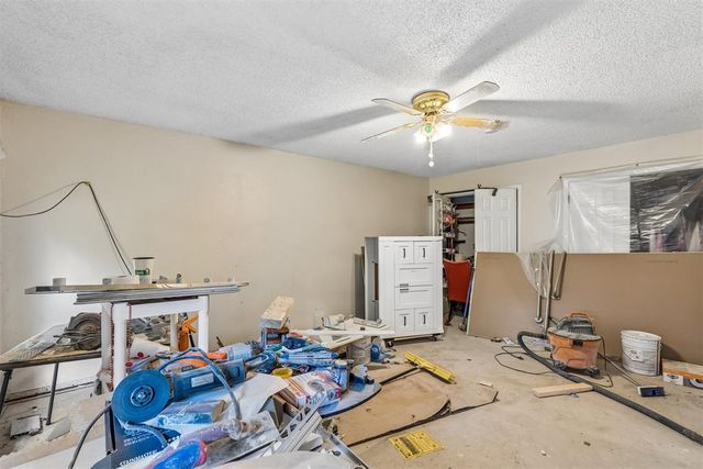 9712 Willow Wind Drive, Midwest City, OK 73130