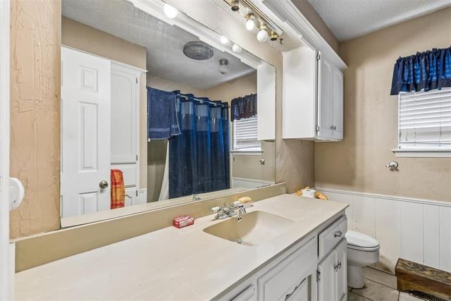 9712 Willow Wind Drive, Midwest City, OK 73130