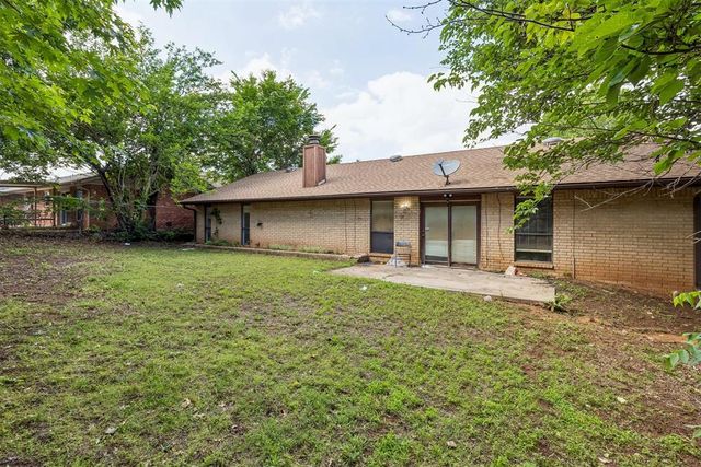 9712 Willow Wind Drive, Midwest City, OK 73130