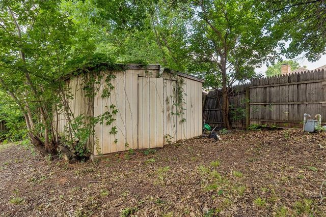 9712 Willow Wind Drive, Midwest City, OK 73130