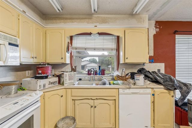 9712 Willow Wind Drive, Midwest City, OK 73130