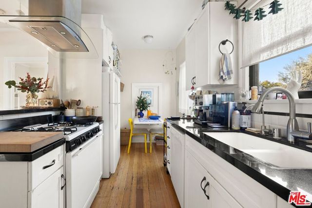 1515 Echo Park Avenue, Los Angeles, CA 90026