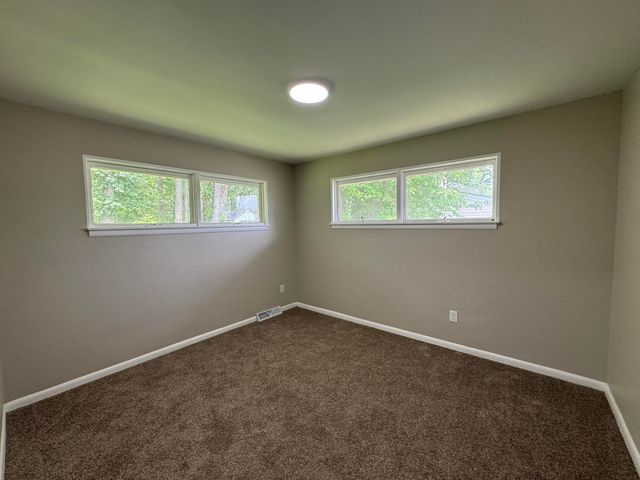 6910 Ash Avenue, Gary, IN 46403