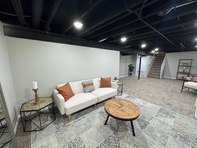 6910 Ash Avenue, Gary, IN 46403