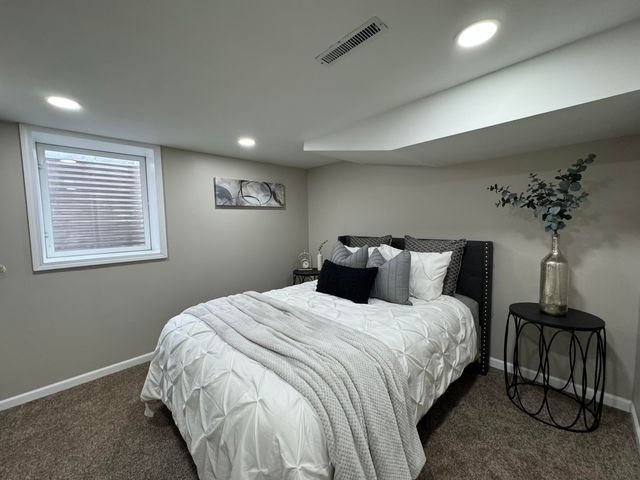 6910 Ash Avenue, Gary, IN 46403