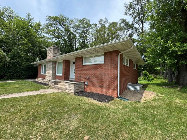 6910 Ash Avenue, Gary, IN 46403