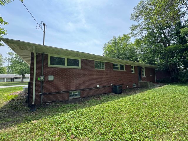 6910 Ash Avenue, Gary, IN 46403