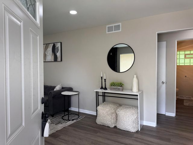 6910 Ash Avenue, Gary, IN 46403