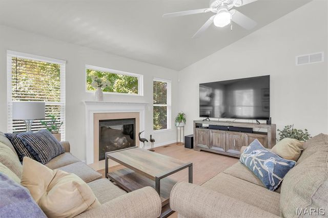 419 Dames Park Drive, O'fallon, MO 63366