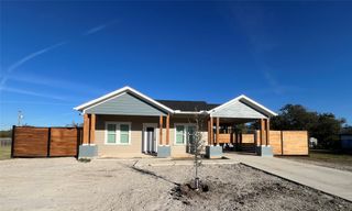 615 Luxton Street, Fort Worth, TX 76104