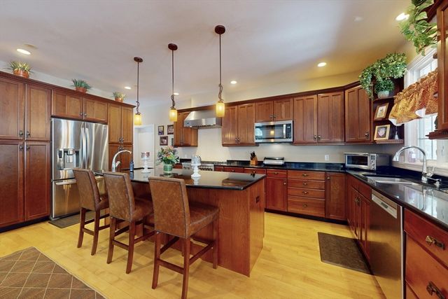 26 Dover Drive, Walpole, MA 02081