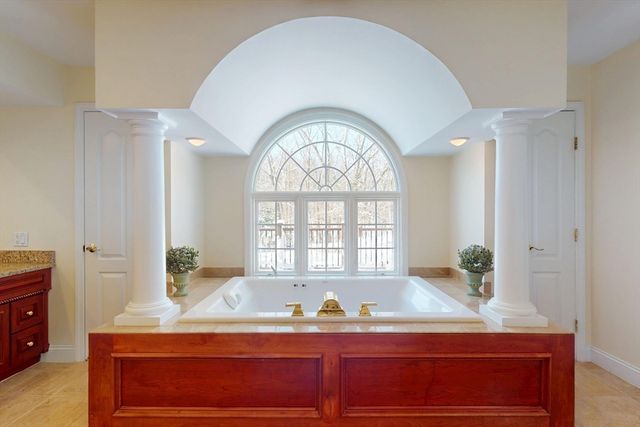 26 Dover Drive, Walpole, MA 02081