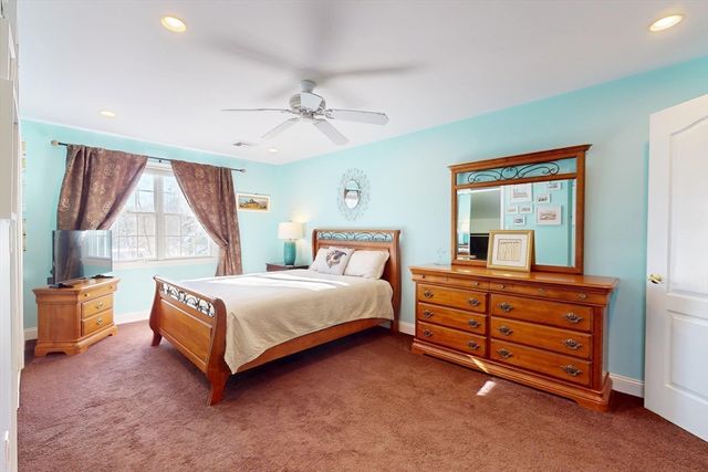 26 Dover Drive, Walpole, MA 02081