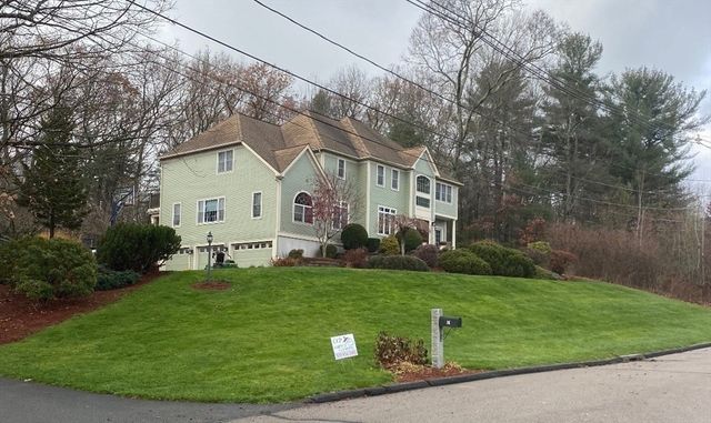 26 Dover Drive, Walpole, MA 02081