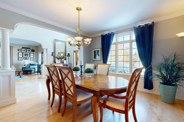 26 Dover Drive, Walpole, MA 02081