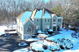 26 Dover Drive, Walpole, MA 02081