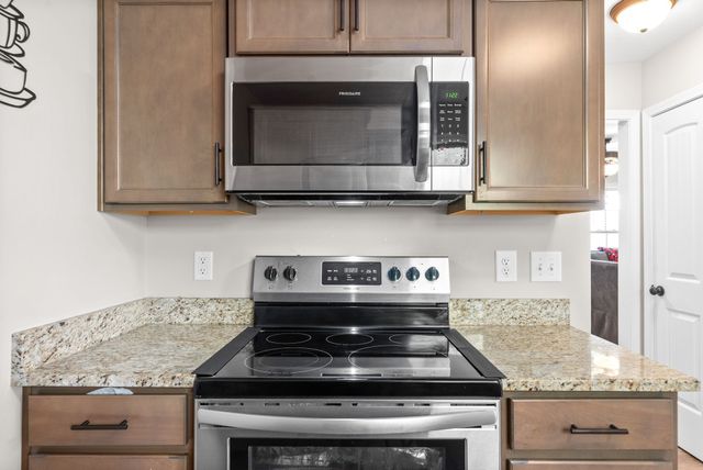 177 Bonnell Dr, Clarksville, TN 37042