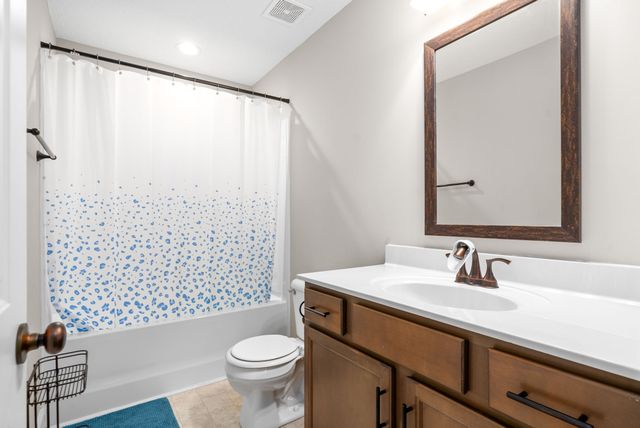 177 Bonnell Dr, Clarksville, TN 37042