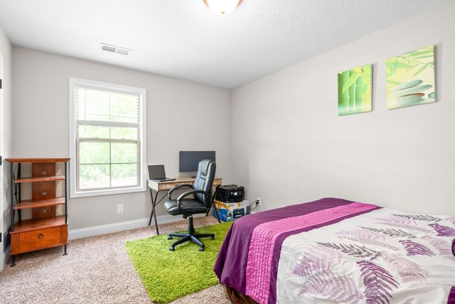 177 Bonnell Dr, Clarksville, TN 37042