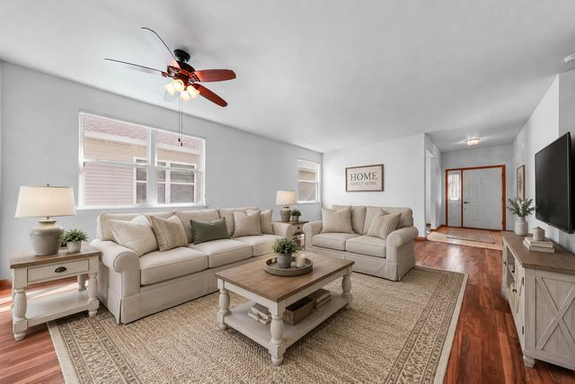 1566 Benzie Circle, Romeoville, IL 60446