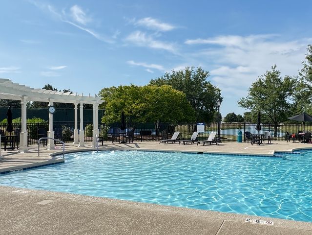 1566 Benzie Circle, Romeoville, IL 60446