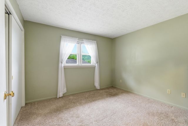 115 Meade Drive, Irvine, KY 40336