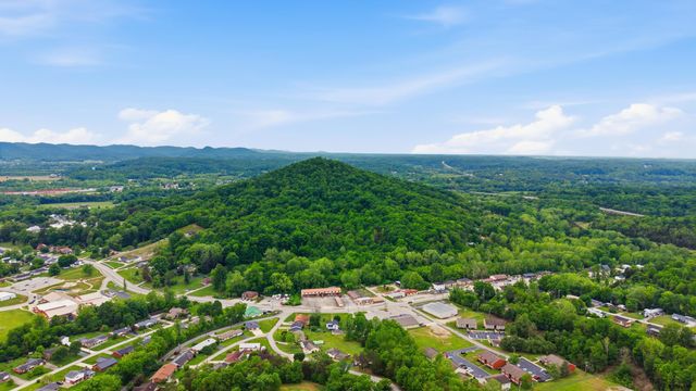 115 Meade Drive, Irvine, KY 40336