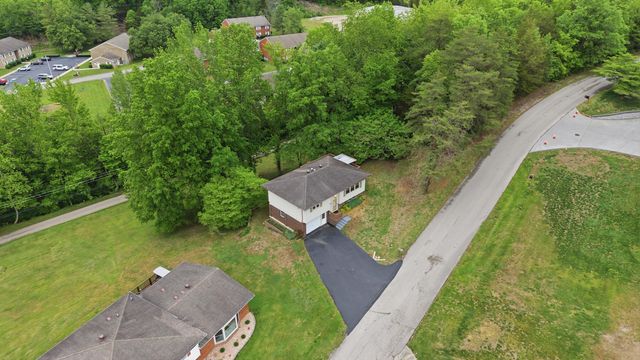 115 Meade Drive, Irvine, KY 40336