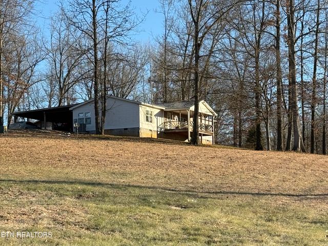 467 Russell Hill Rd, Speedwell, TN 37870