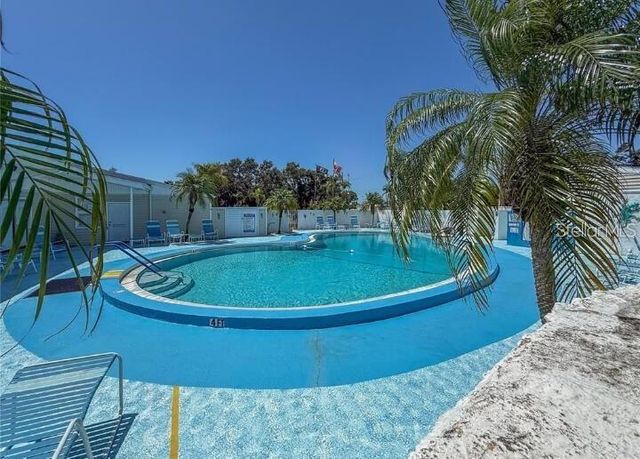 808 53RD AVENUE E 209, Bradenton, FL 34203