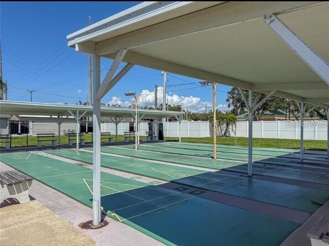 808 53RD AVENUE E 209, Bradenton, FL 34203