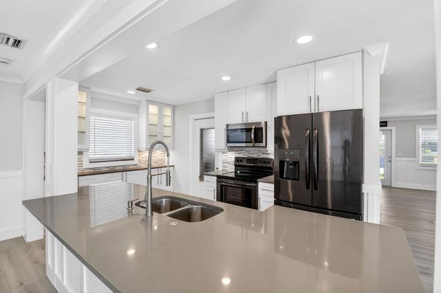 2088 SW 13th Terrace, Boynton Beach, FL 33426