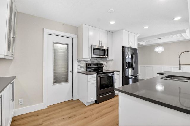 2088 SW 13th Terrace, Boynton Beach, FL 33426