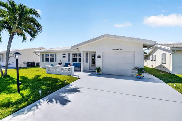 2088 SW 13th Terrace, Boynton Beach, FL 33426