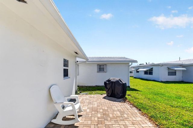 2088 SW 13th Terrace, Boynton Beach, FL 33426