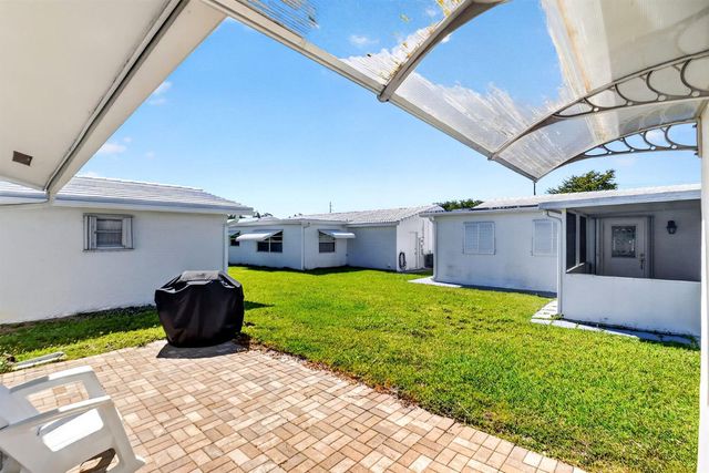 2088 SW 13th Terrace, Boynton Beach, FL 33426