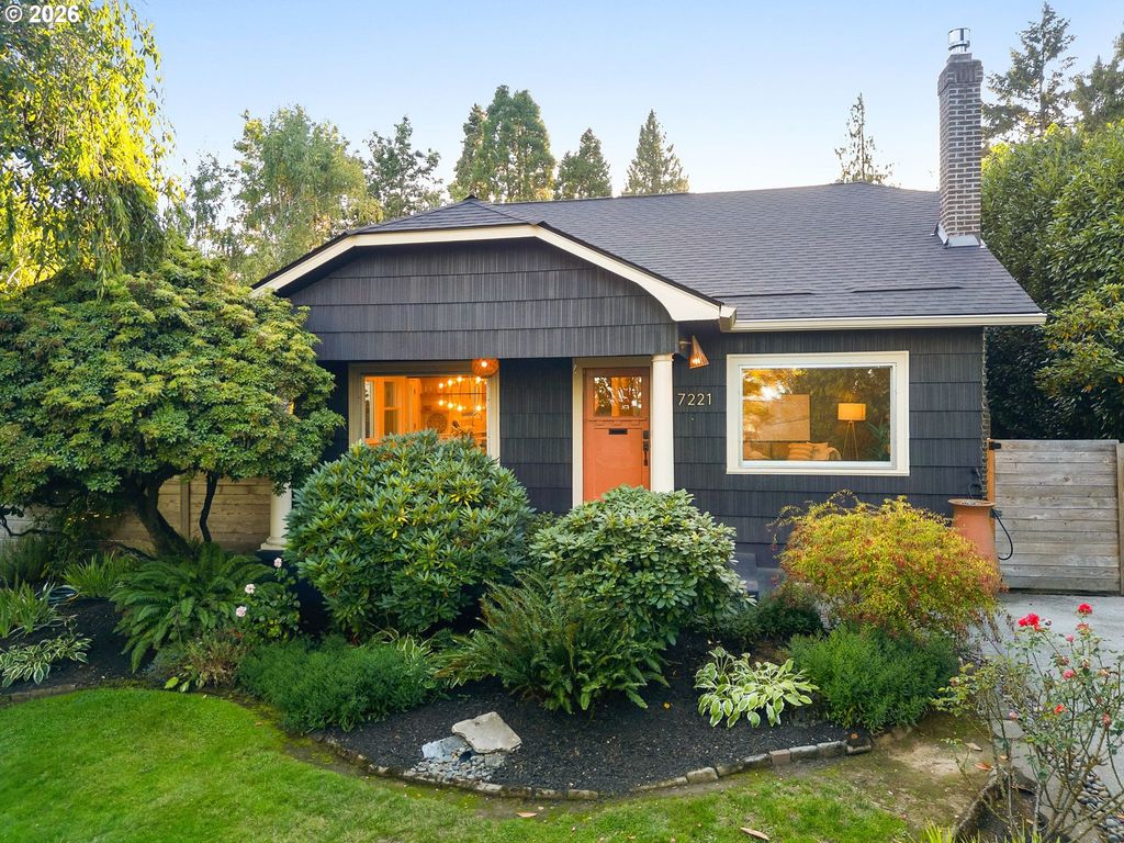 7221 Sw BRIER Pl, Portland, OR 97219