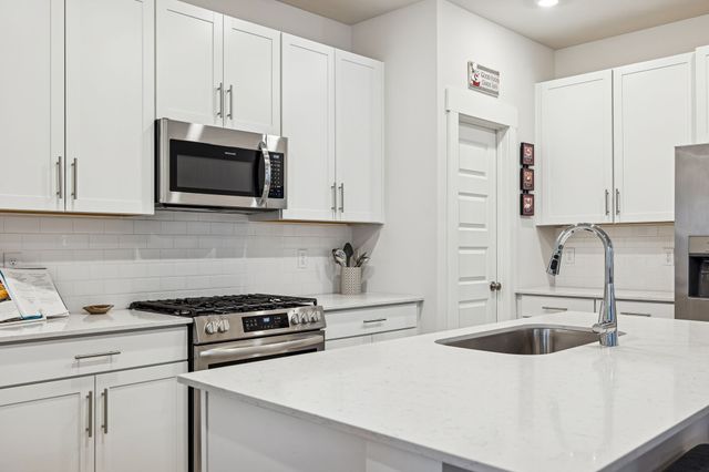 5043 Mifford Dr, Smyrna, TN 37167