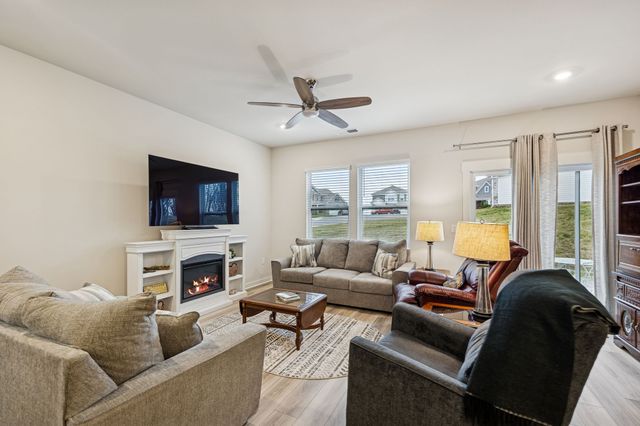 5043 Mifford Dr, Smyrna, TN 37167