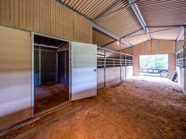 298 Jenkins. RD, Cedar Creek, TX 78612