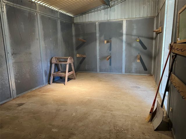 298 Jenkins. RD, Cedar Creek, TX 78612