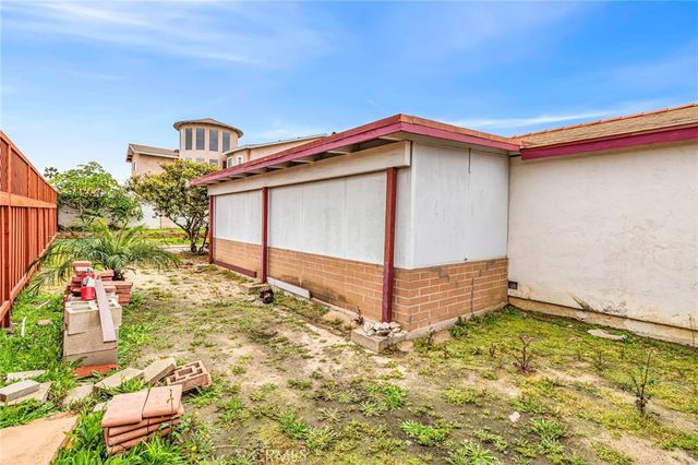 1454 Greycourt, San Diego, CA 92114